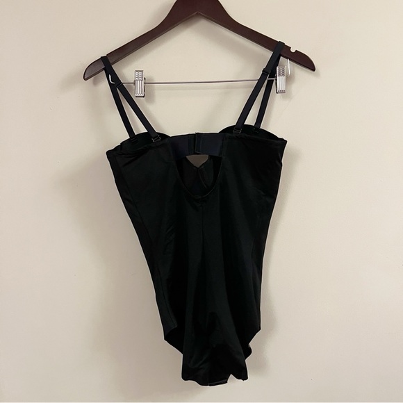 SPANX Shape Suit Your Fancy Strapless Cupped Brief Bodysuit Size Large Black - Picture 7 of 13